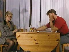 Find-Best-Videos.com presents: Flodder familie 1