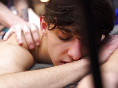 Find-Best-Videos.com presents: Russian ben kiss sucks and bareback fucks twink tony keit