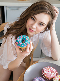 Find-Best-Videos.com presents: If you are a fan of skinny girls, check out how this cute little doll poses and teases totally naked in the kitchen.